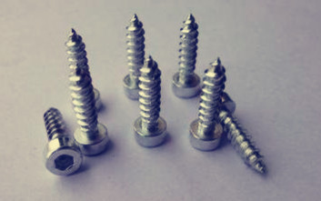 介紹外內(nèi)六角螺絲和外六角螺絲各自優(yōu)劣