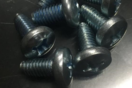 三角螺釘哪家定制好？推薦日升緊固件！